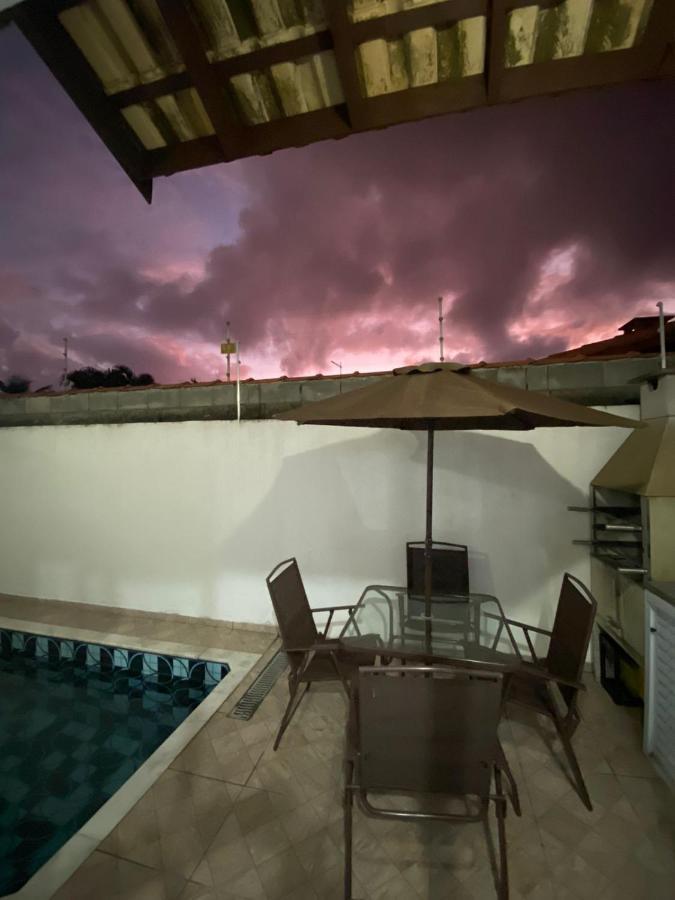 Casa Com Piscina E Churrasqueira - Lindissima! อิตันญาเอม ภายนอก รูปภาพ