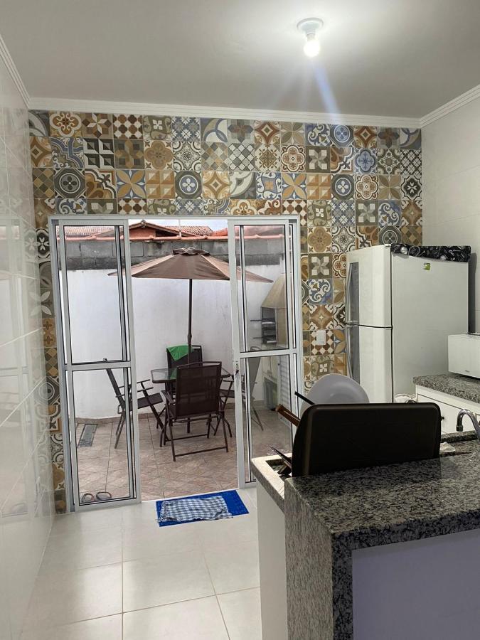 Casa Com Piscina E Churrasqueira - Lindissima! อิตันญาเอม ภายนอก รูปภาพ
